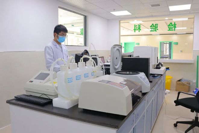 大冶市民家門口的健康守護(hù)站 又一社區(qū)衛(wèi)生服務(wù)中心啟用，檢驗(yàn)檢測(cè)服務(wù)再升級(jí)